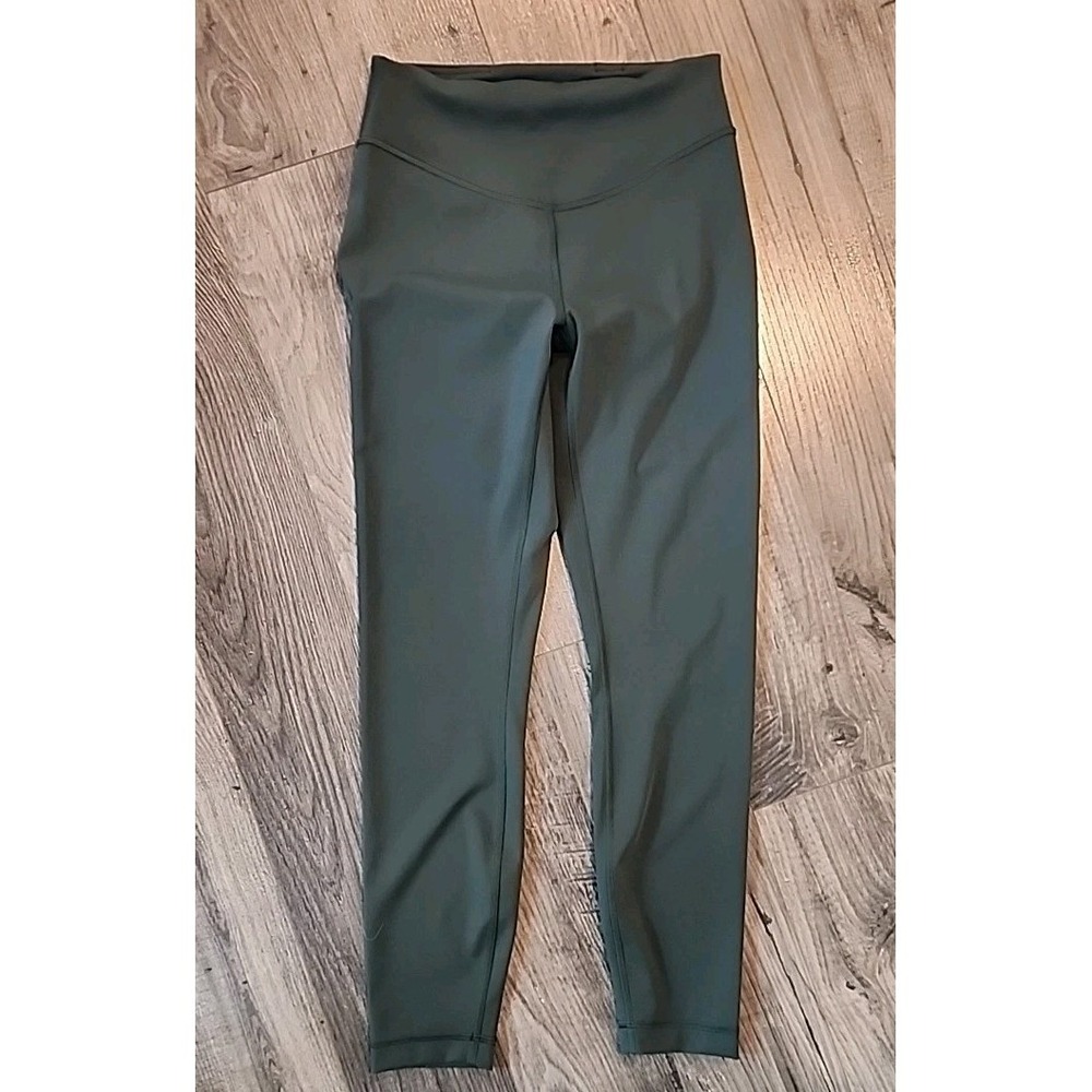 Lululemon Wunder Under Smooth Cover High Rise Tight 25" leggings Women's Size 6